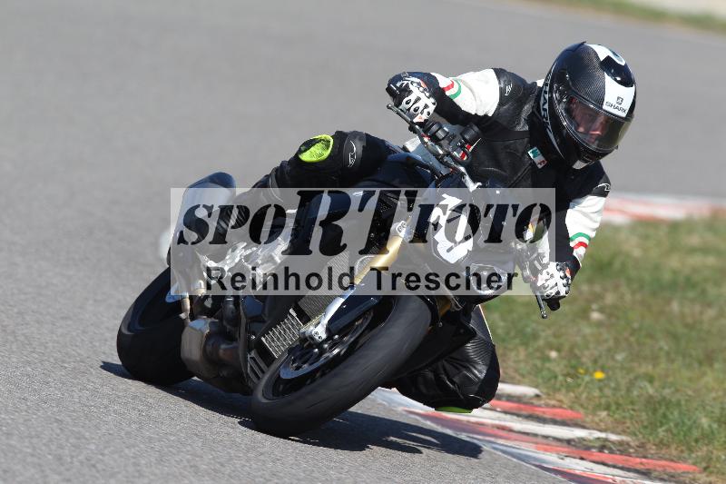 /Archiv-2022/05 04.04.2022 Plüss Moto Sport ADR/Freies Fahren/148